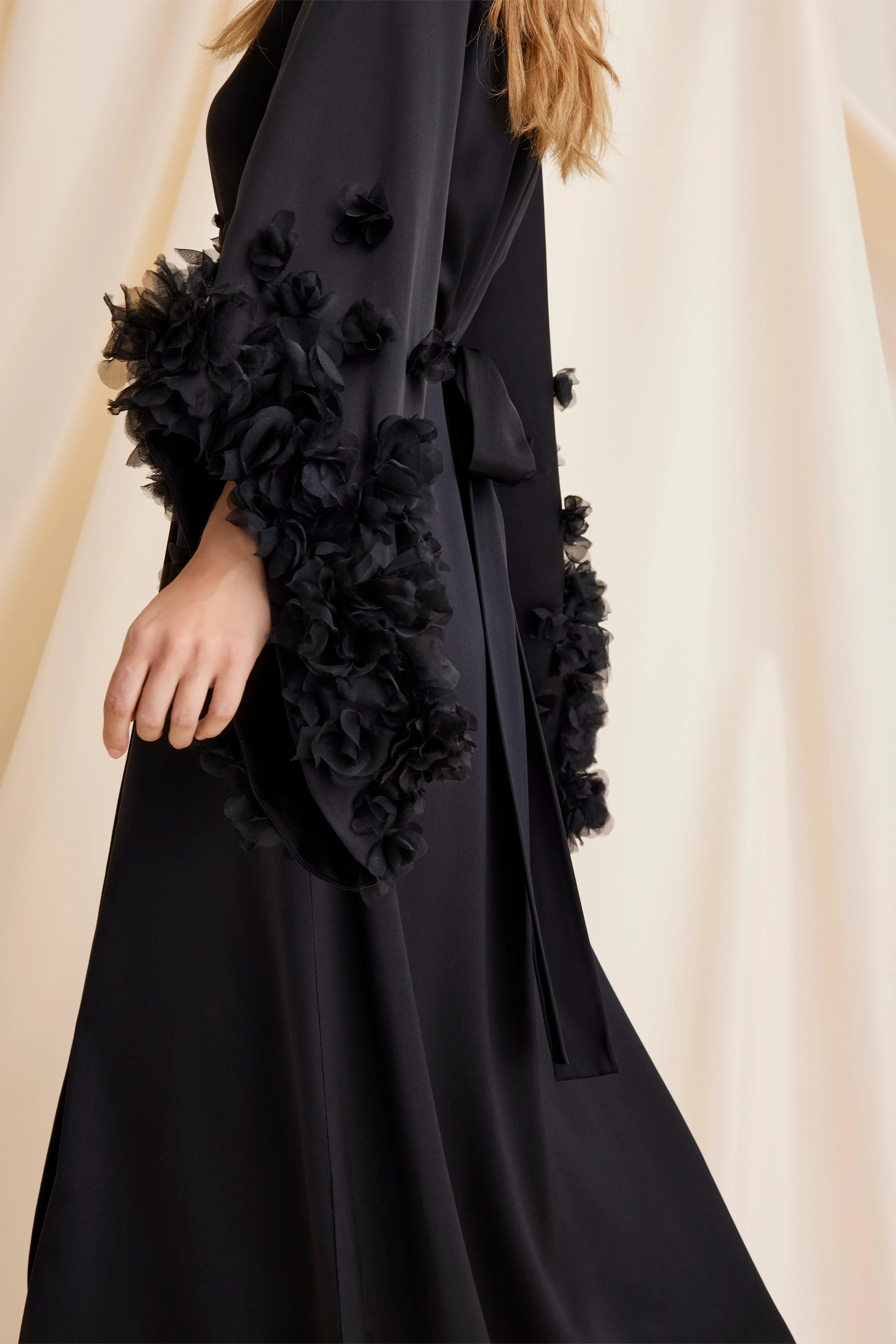 FLORAL AFFAIR ROBE - Image 3