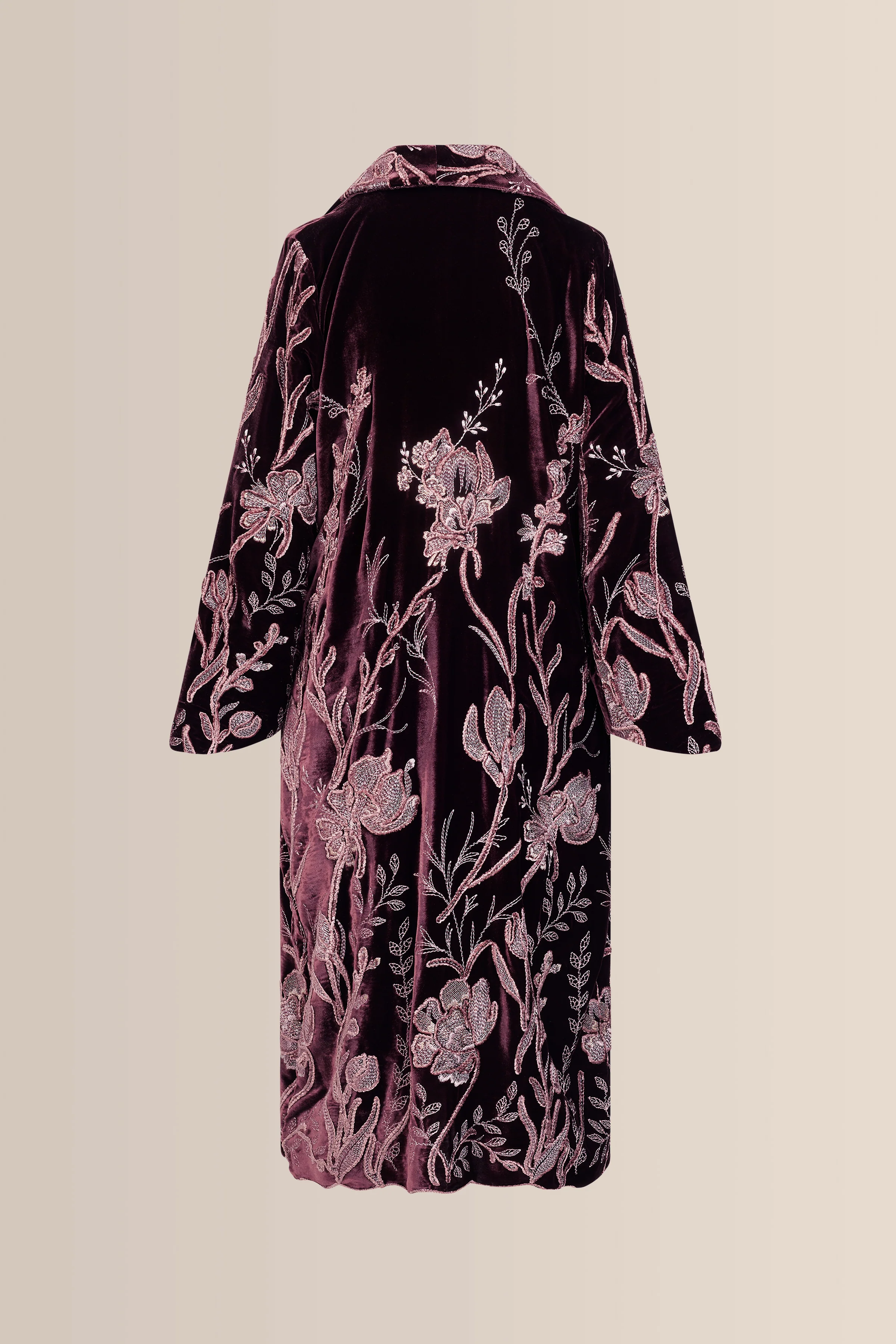 STATELY ROBE - Image 6